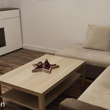 Ferienwohnung Mieszkanie Blisko Targow Poznanskich Exterior foto